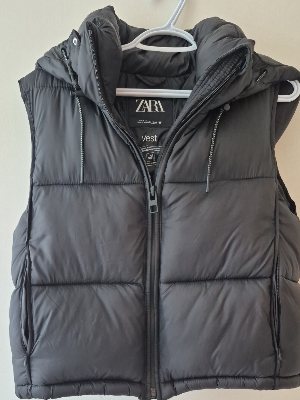 ZARA Women's Black Quilted Hooded Vest
